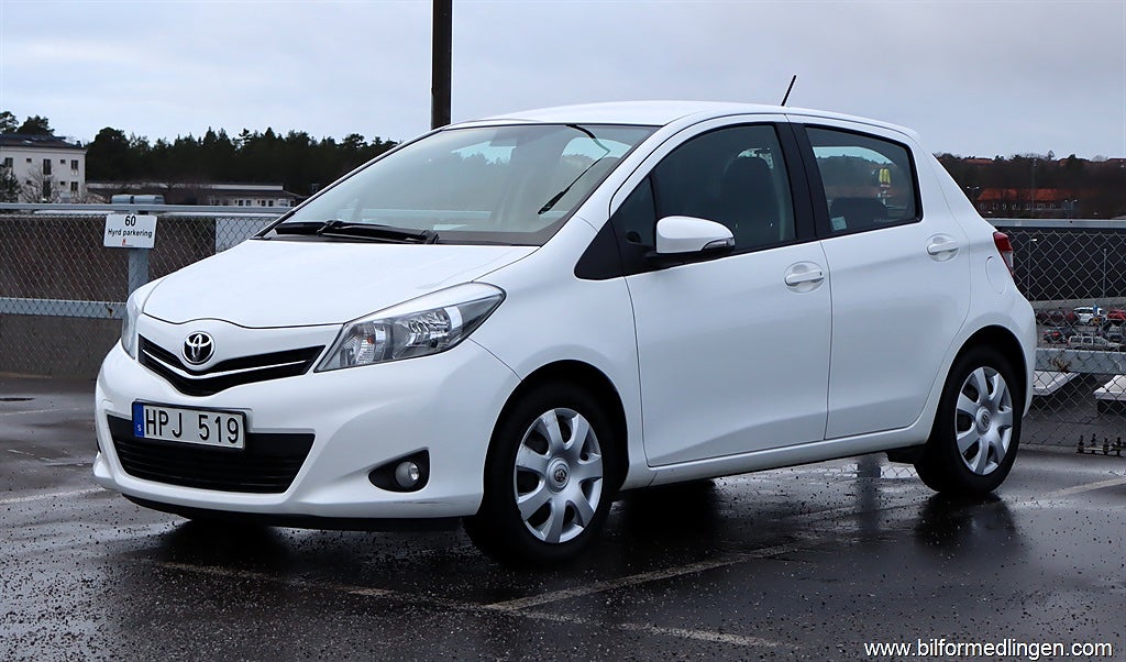 Toyota Yaris 1.33 FWD 99hk Backkamera,