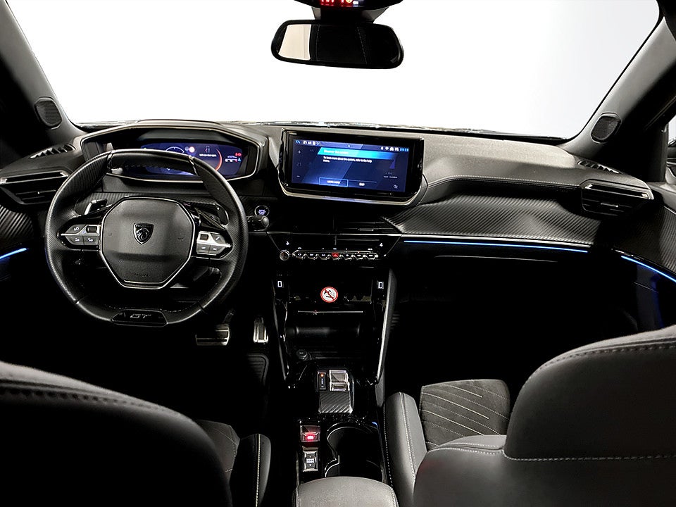 Bild på Peugeot 2008 GT 1.2 PT 130hk Aut B-KAMERA CARPLAY
