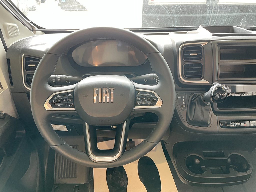 Adria Matrix Supreme 670 SC / ALDE / Taksäng / 5 bältad /Ugn - Adria
