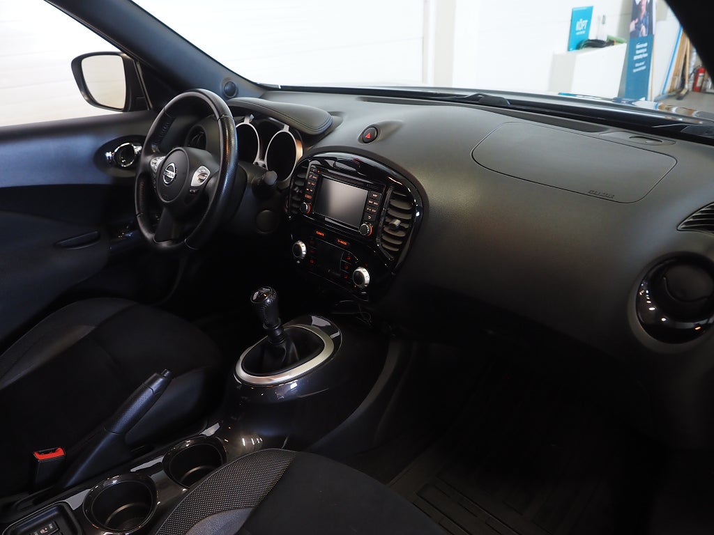 Nissan Juke 1.2 DIG-T 115hk N-Connecta Kamera Navi 2017
