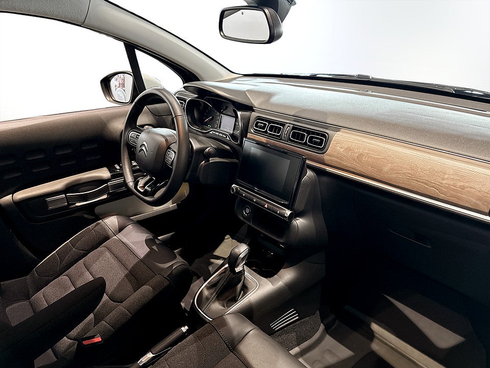 Bild på Citroën C3 Shine 1.2 PT 110hk Aut CARPLAY VÄRMARE
