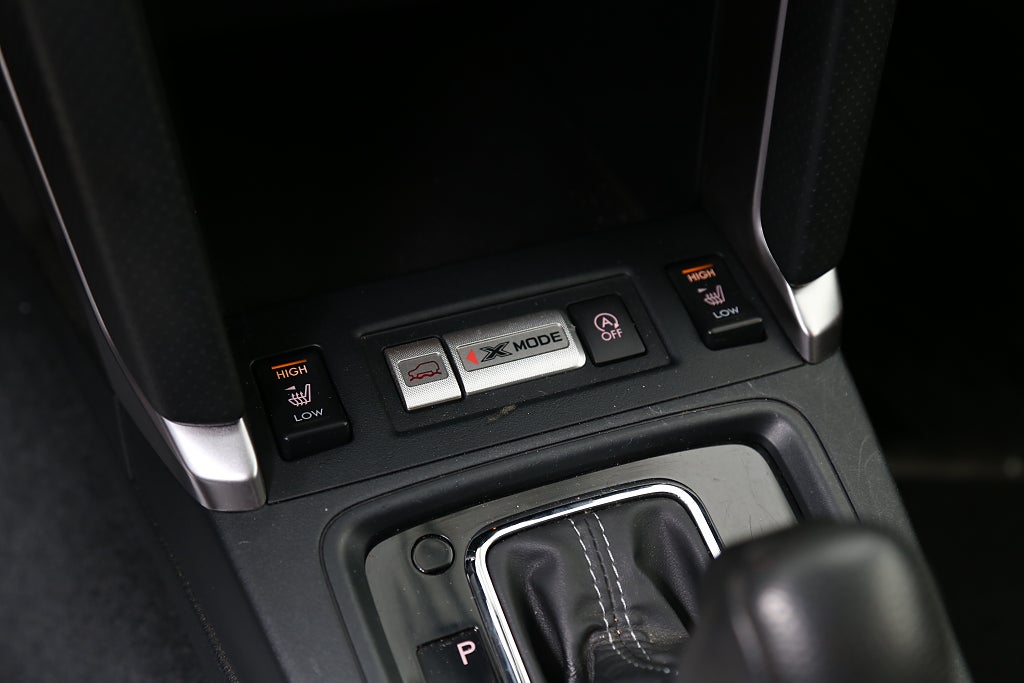 Subaru Forester 2,0i 150hk XE AWD Aut Skinn Extraljus Dragkrok 2019