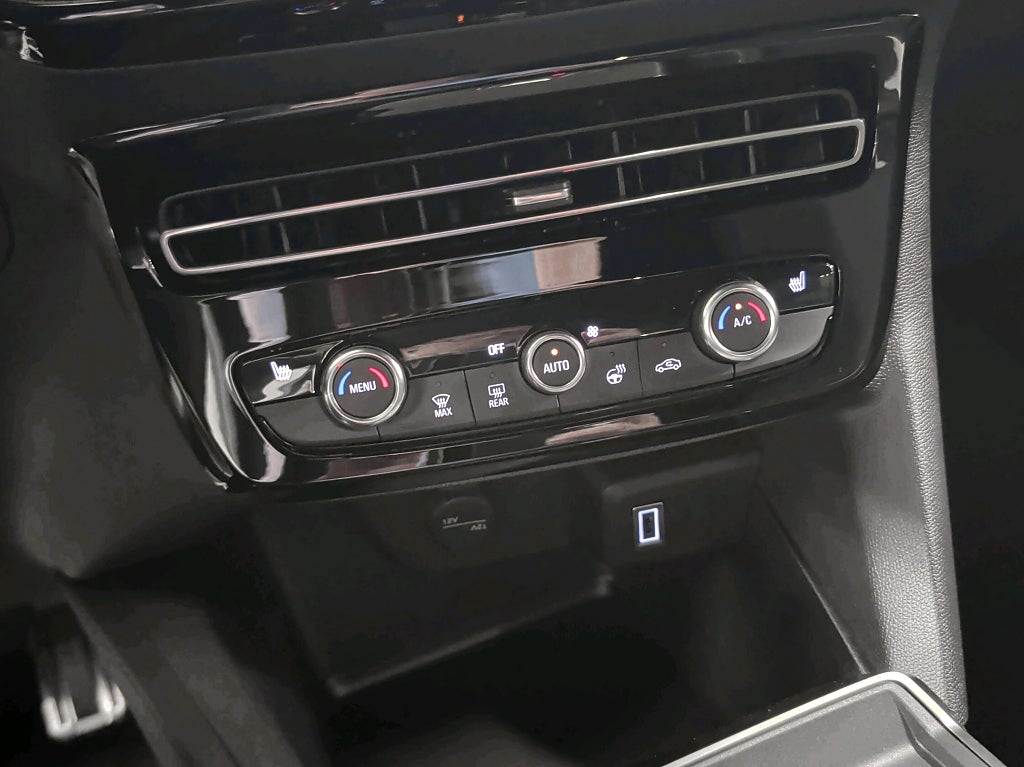 Opel Mokka GS Hybrid 145 1.2 Turbo 145hk Automat – bild 12