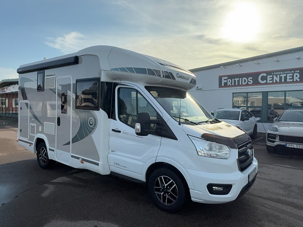 Chausson 650 TITANIUM PREMIUM Dieselvärmare, automatlåda 170hk, stor gard