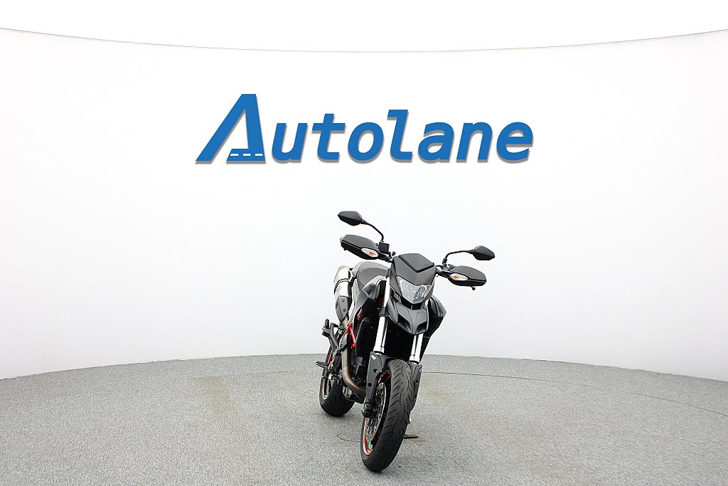 Ducati Hypermotard 821 * Termignoni Performance paket