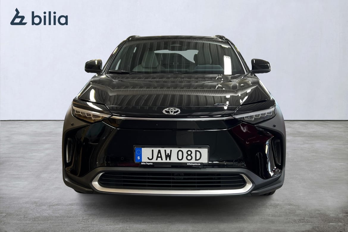 Toyota bZ4X Executive AWD-Nyservad 2024, bild 5/50