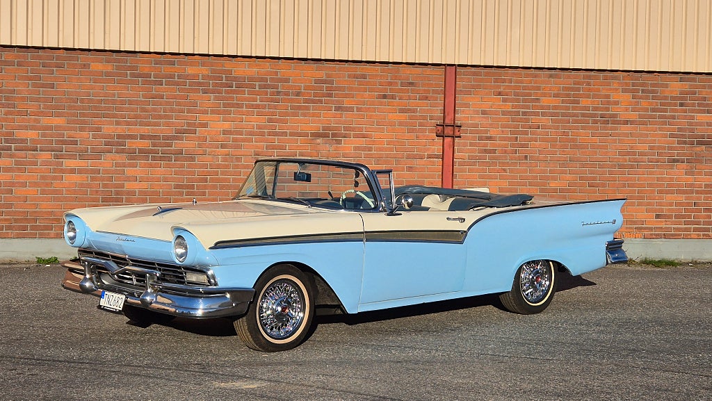 Ford Fairlane 500 Sunliner Cabriolet - AVBET - BYTE