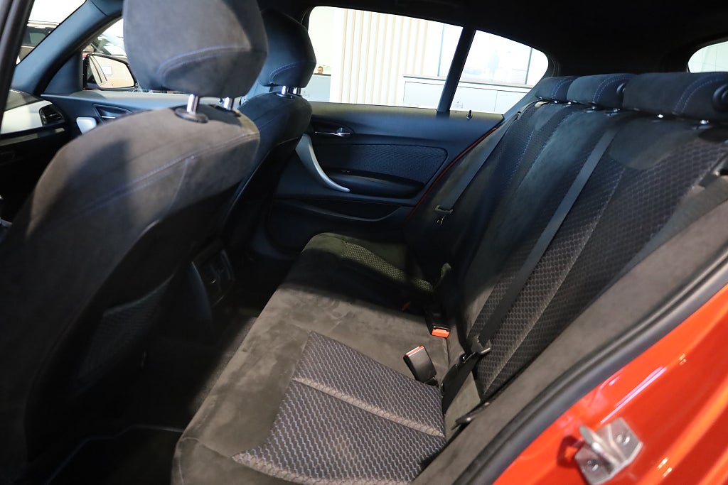 BMW 116i 5-dörrars M Sport Connected PDC Blåtand Rattvärme