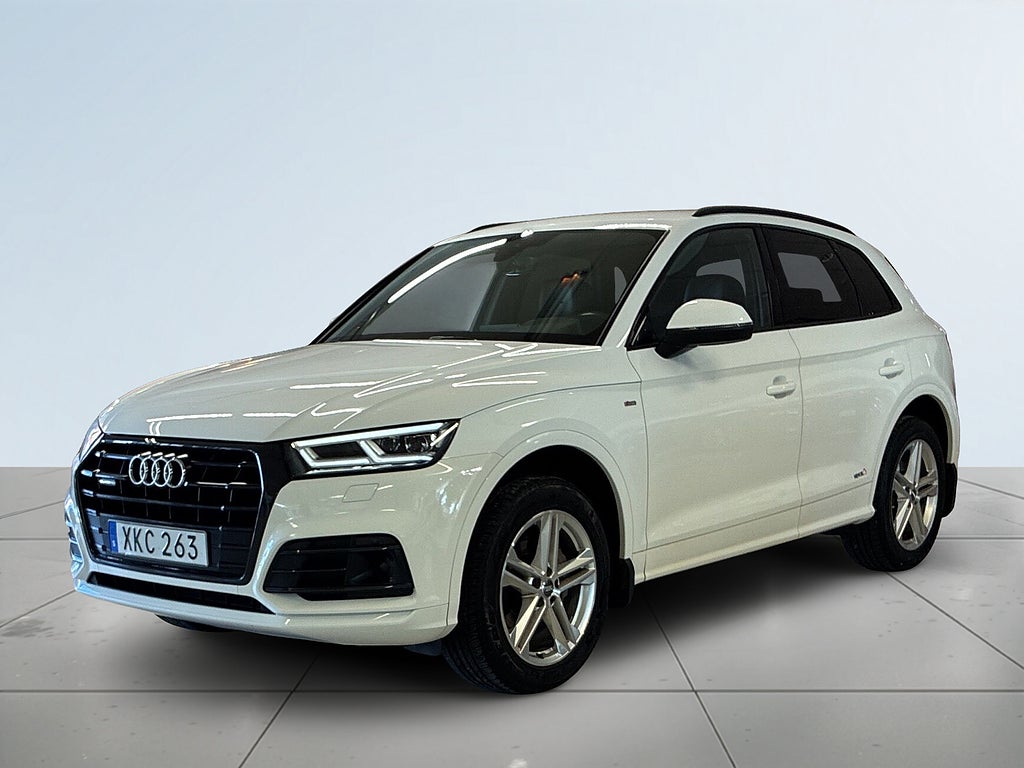 Audi Q5 40 TDI quattro S line Dragkrok Dvärme B&O-ljud Navi S&V