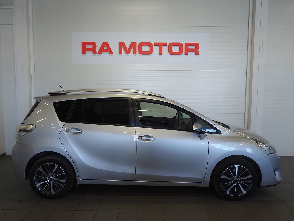 Toyota Verso 1.8 Valvematic Active Plus 7-Sits Kamera Navigation 2017