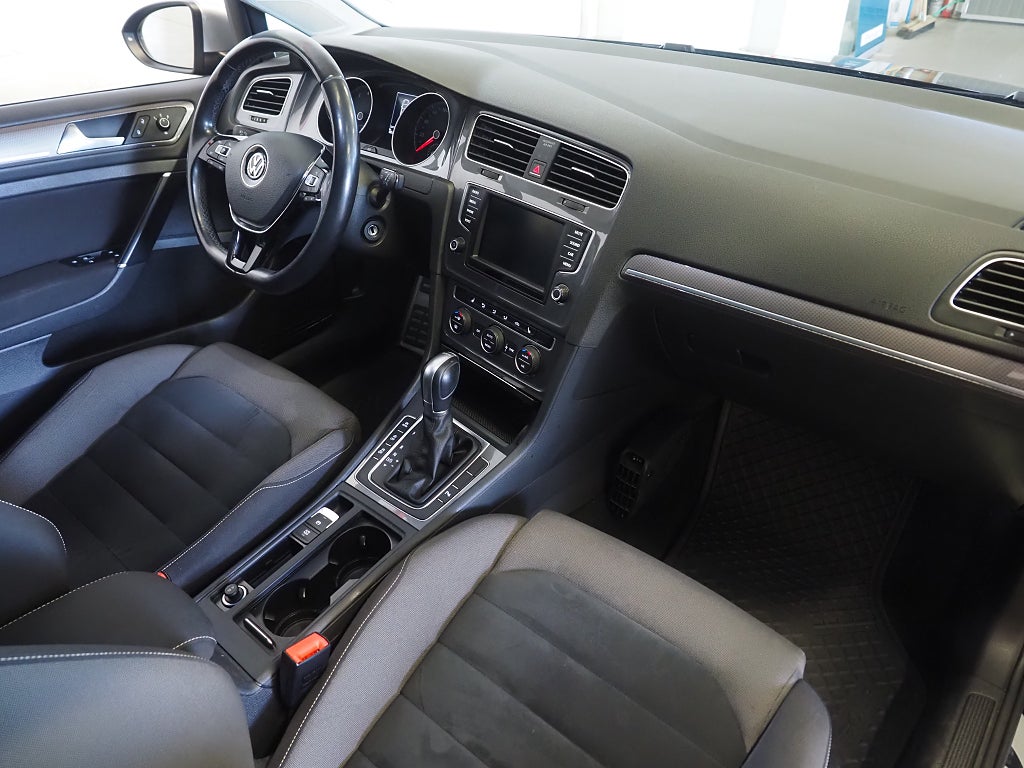 Volkswagen Golf Alltrack 1.8 TSI 180hk DSG 4Motion | Drag | Backkamera | 2017