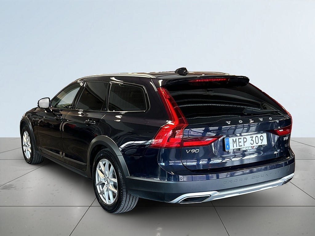 Volvo V90 Cross Country T5 AWD Geartronic Momentum Drag/Pvärm/SoV/Ad.Fhåll/Psen