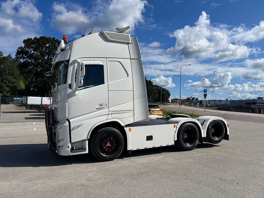 Volvo FH13 500 6x2 Dragbil med Hydraulik, Klädd hytt mm