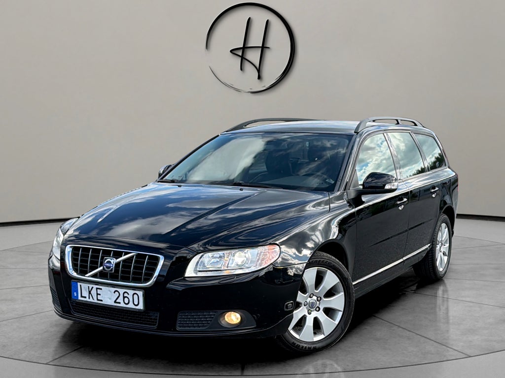 Volvo V70 2,0F 145hk Momentum Dragkrok Xenon * 425kr / Mån *