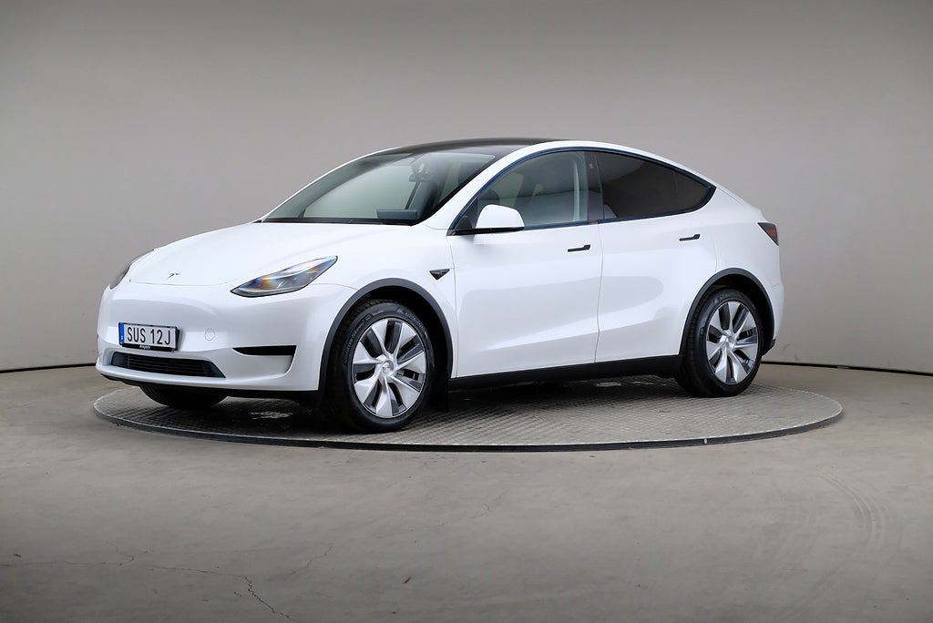 Tesla Model Y Standard Range RWD 299hk Pano Drag Läder