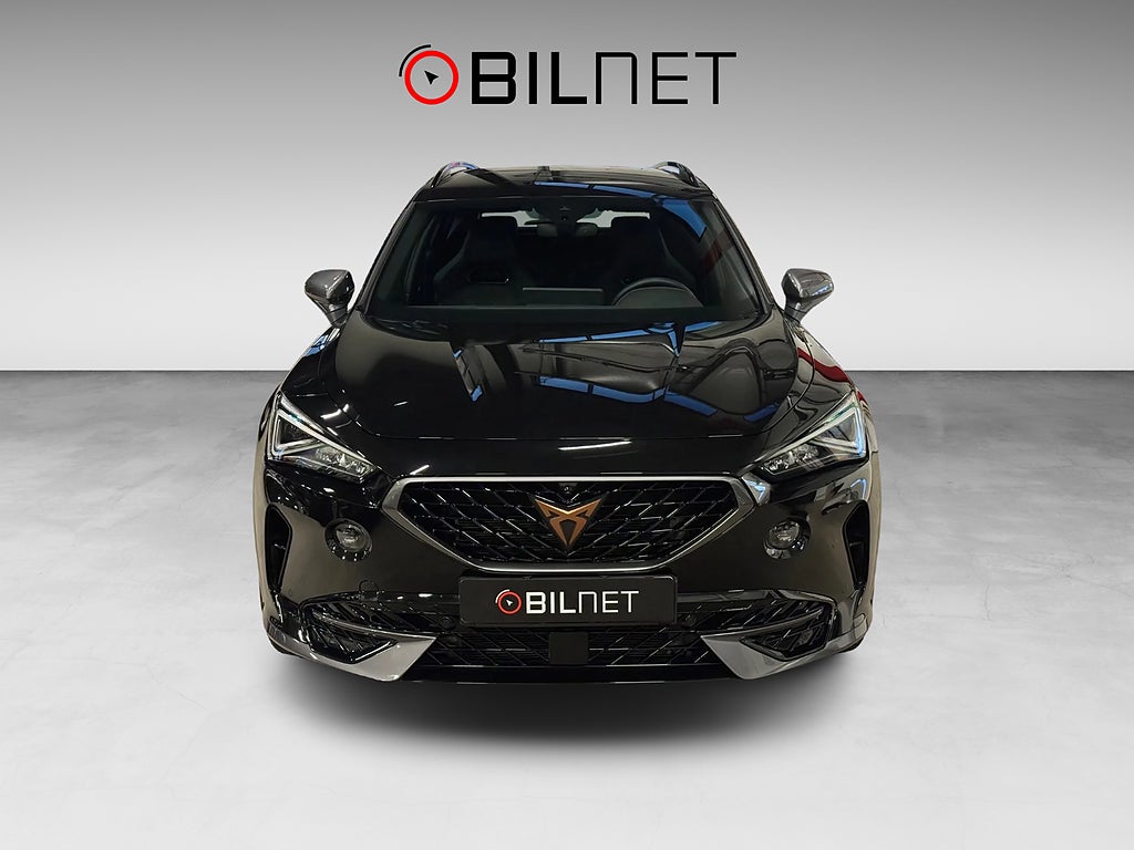 Cupra Formentor VZ e-Hybrid 360 Keyless Värmare Drag LED Cockpit 19"