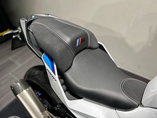 BMW M1000XR / Service-avtal / 26-års modell