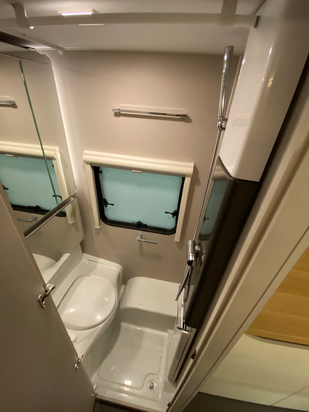 Adria Adora 593 UK / NY / Kampanj 1995kr mån - Adria