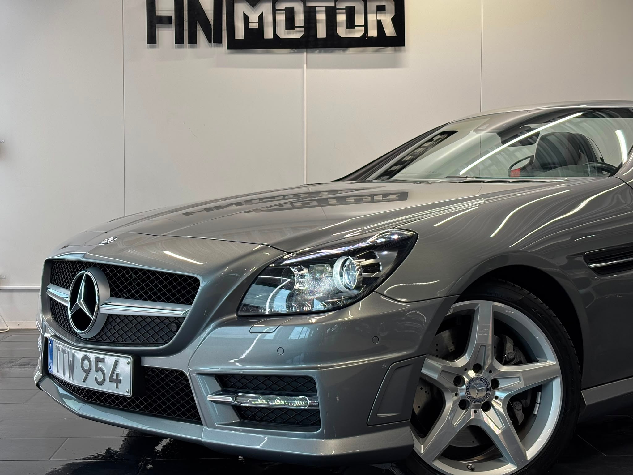 Mercedes-Benz SLK 200 Cab AMG Sport 2015, photo 3/42
