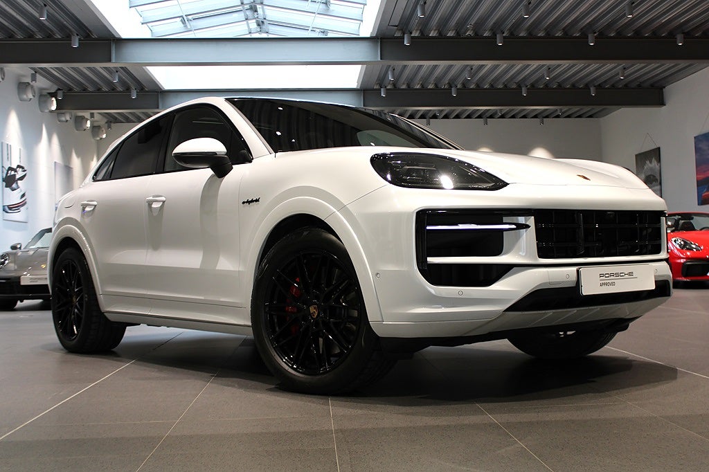 Porsche Cayenne Coupe S E-Hybrid Moms