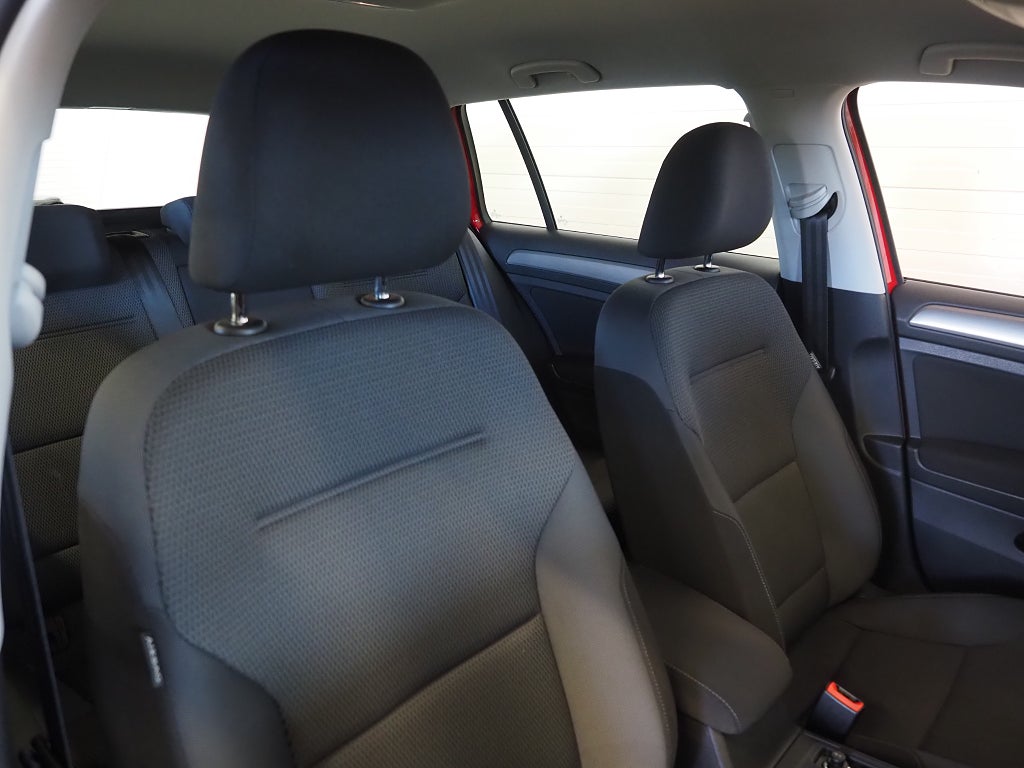 Volkswagen Golf Sportscombi 1.2 TSI Dragkrok Backkamera 2017