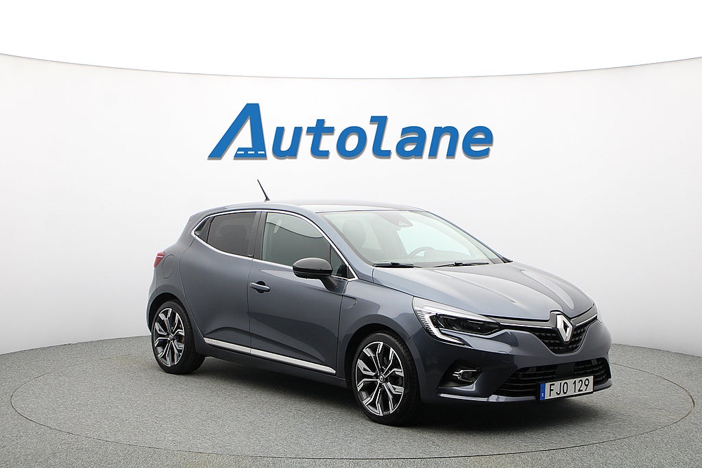 Renault Clio E-TECH Intens, Carplay, Stylepaket, Navigation 140hk