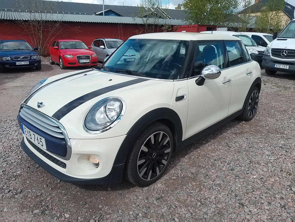 MINI Cooper 5-dörrars Euro 6 en ägare, nybes ua