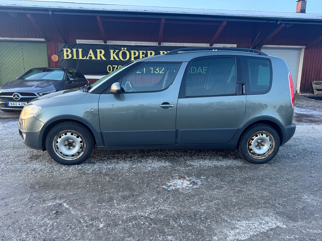 Skoda Roomster Scout 1.6 5-sits