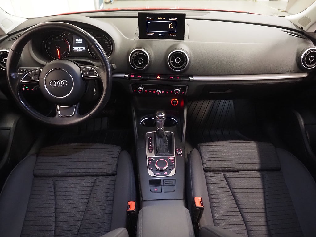 Audi A3 Sportback 1.4 TFSI 125 hk Aut S-Line |PDC|Bluetooth| 2016