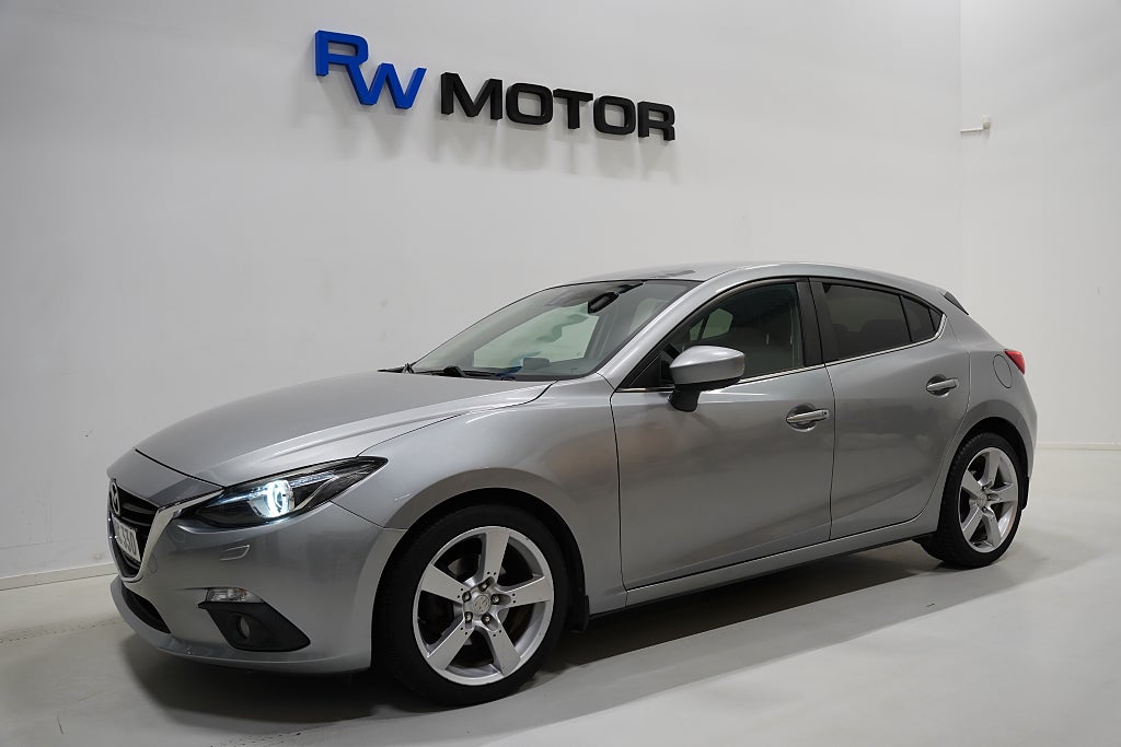 Mazda 3 Sport 2.0 120hk Motorvärmare Navigation Bluetooth