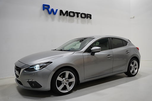 Mazda 3 Sport 2.0 120hk Motorvärmare Navigation Bluetooth