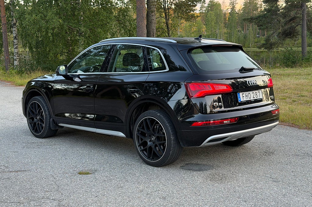Audi Q5 40 TDI quattro S Tronic Proline|Drag|Värmare|CarPlay