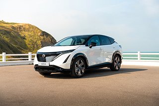 SUV Nissan Ariya 1 av 3