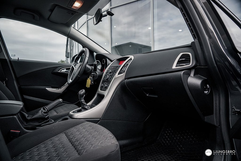 Opel Astra 2014 - miniatyr 7
