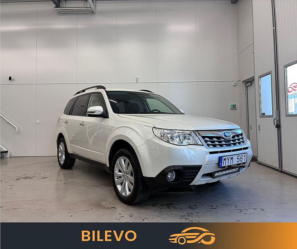 Subaru Forester 2.0 X 4WD 150hk Backkamera 1 Brukare M&K-Värmare Drag