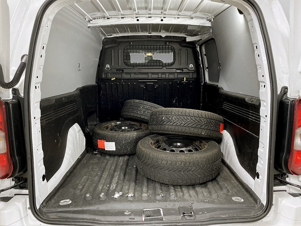 Bild på Peugeot Partner PRO+ 1.5 BHDi 130hk Aut L2 - B-KAMERA, DRAG