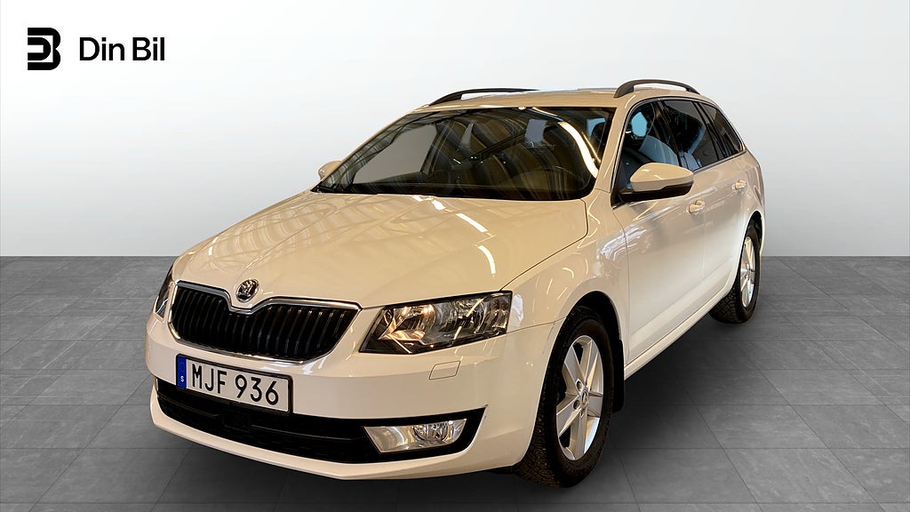 Skoda Octavia Combi TSi Ambition Värmare Drag V-hjul 1-ägare 110HK