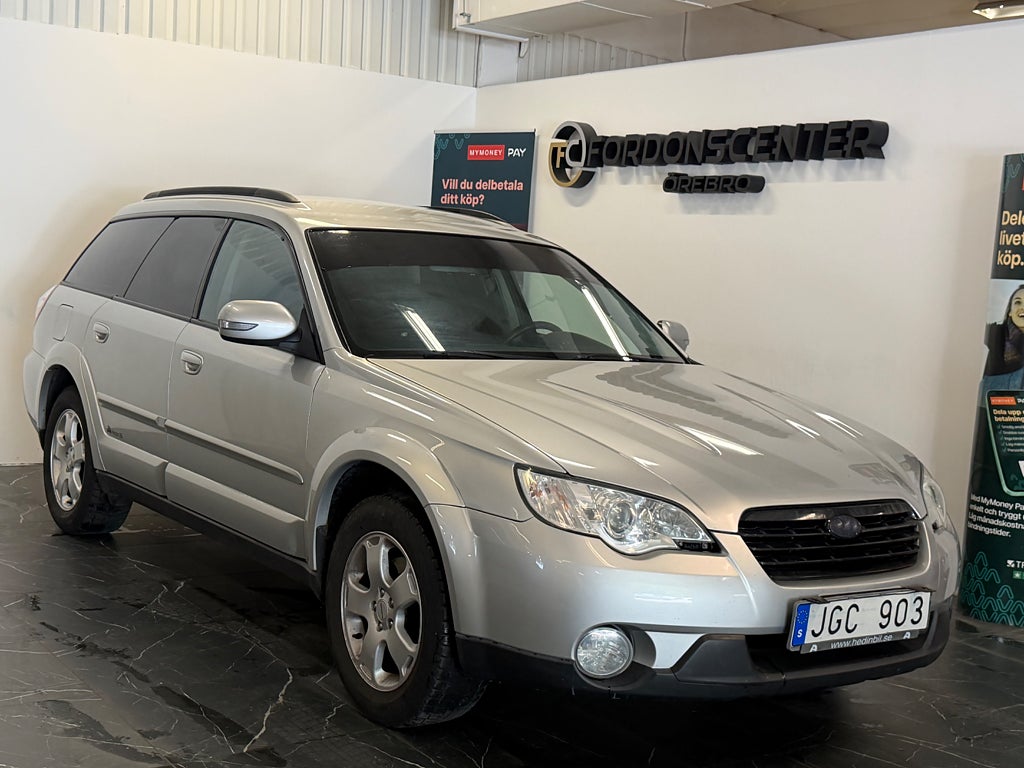 Subaru Outback 2.5 4WD Automat | Bluetooth | Dragkrok | 