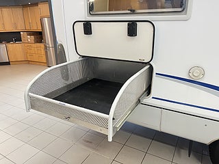 Husbil-integrerad Bürstner I 685 7 av 24