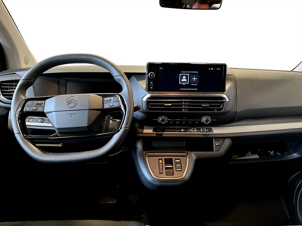 Bild på Citroën SpaceTourer ST PLUS 2.2 BHDi 180hk Aut B-KAMERA NAV
