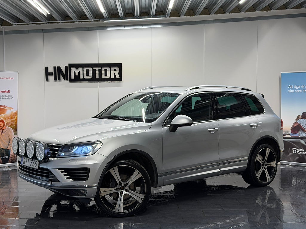 Volkswagen Touareg 3.0 TDI 4M R-Line|NAVI|ELSto|DRAG|LUFT|22