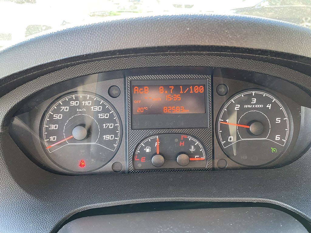 Bild på Peugeot Boxer PRO+ L3H2 335 2.2 BlueHDi 140hk Back-kamera