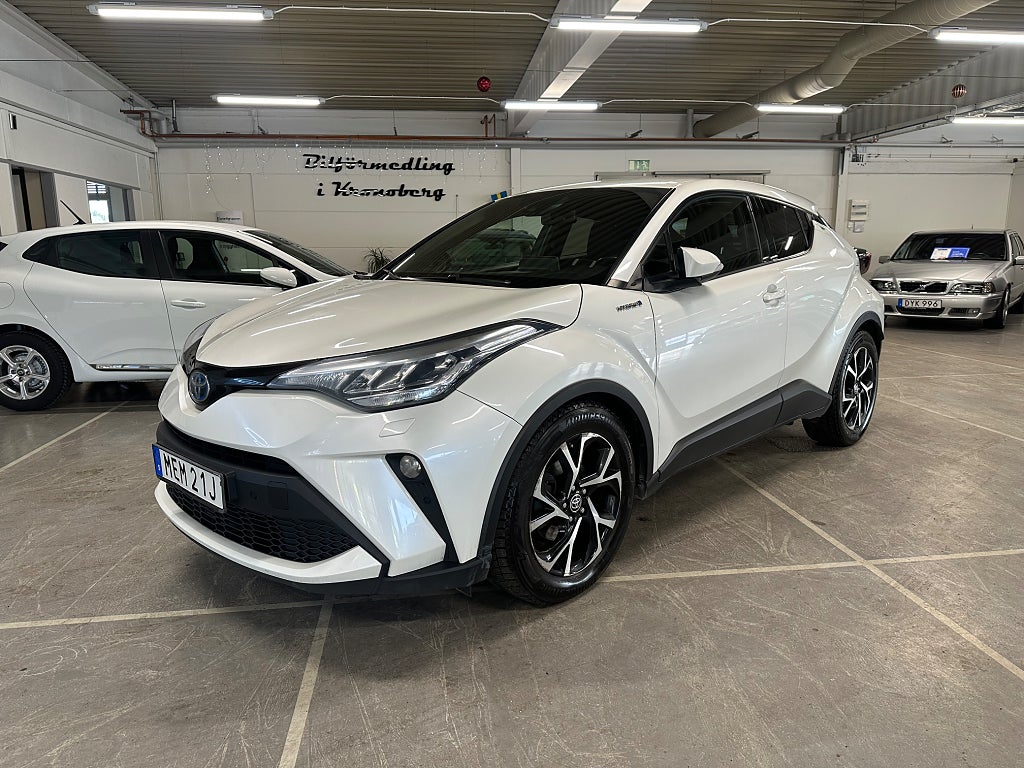 Toyota C-HR Hybrid CVT X-Edition Backkamera Dragkrok Lanekeep