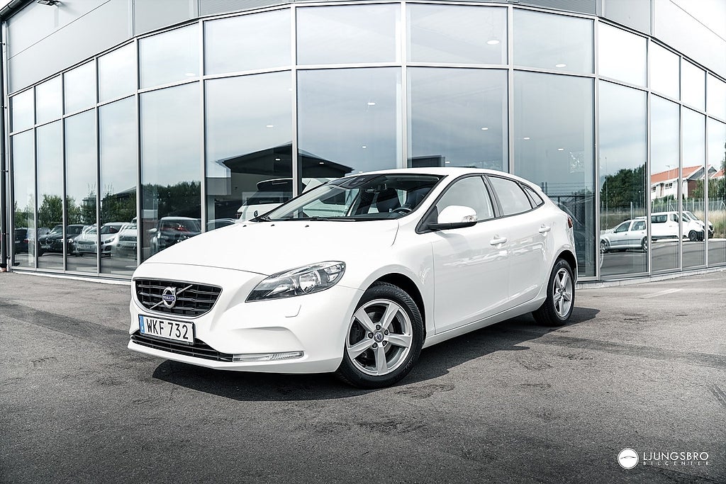 Volvo V40 D2 115hk / Kamrem bytt / Nyservad