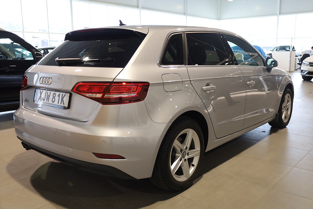 Audi A3 Sportback 35 TFSI S Tronic Proline Navi Blåtand