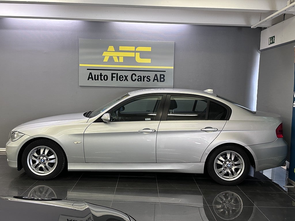 BMW 320I Sedan Advantage, Comfort | DRAG | NY KAMKEDJA | BASLÅDA