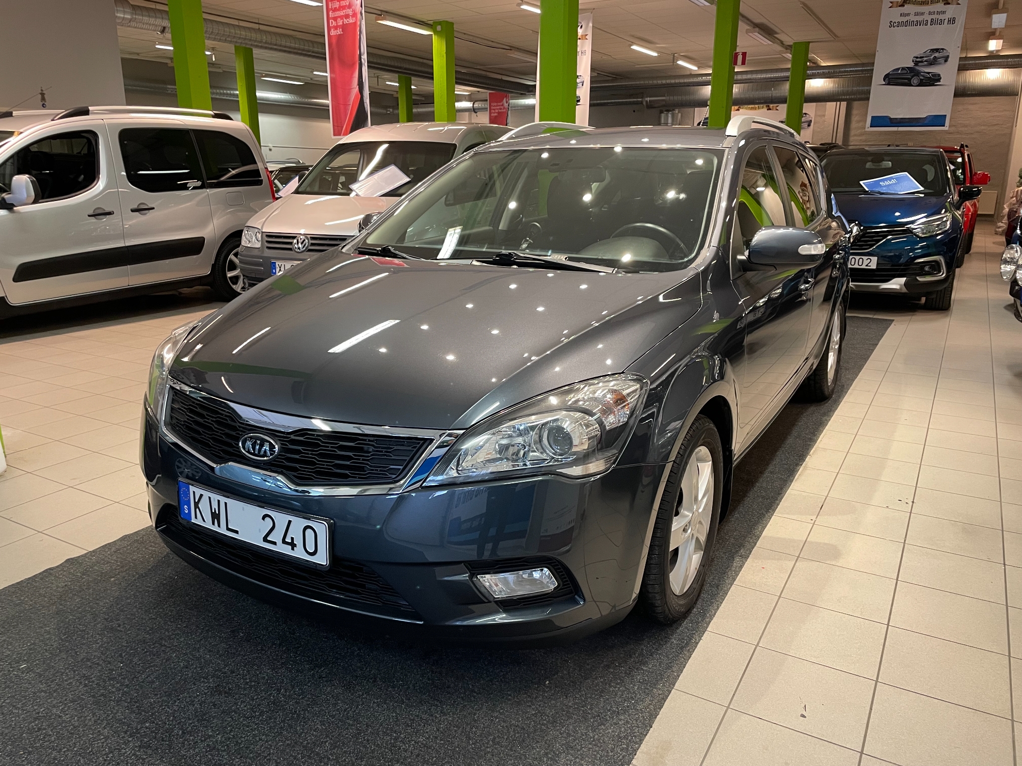 Kia Ceed 2010, bild 3/40