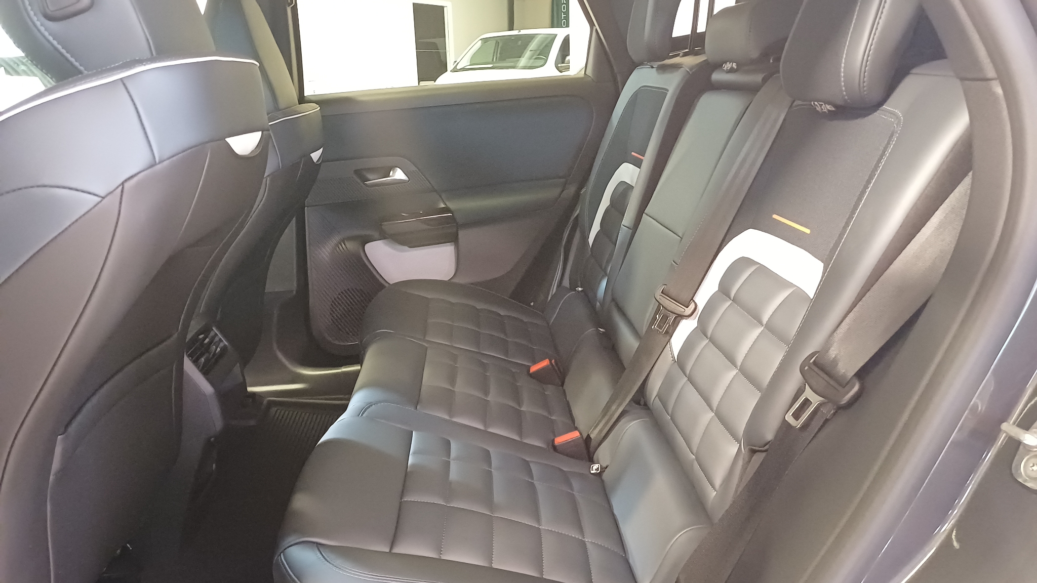 Citroen C5 Aircross Hybrid 145 e-DCS MAX 2026, bild 6/47