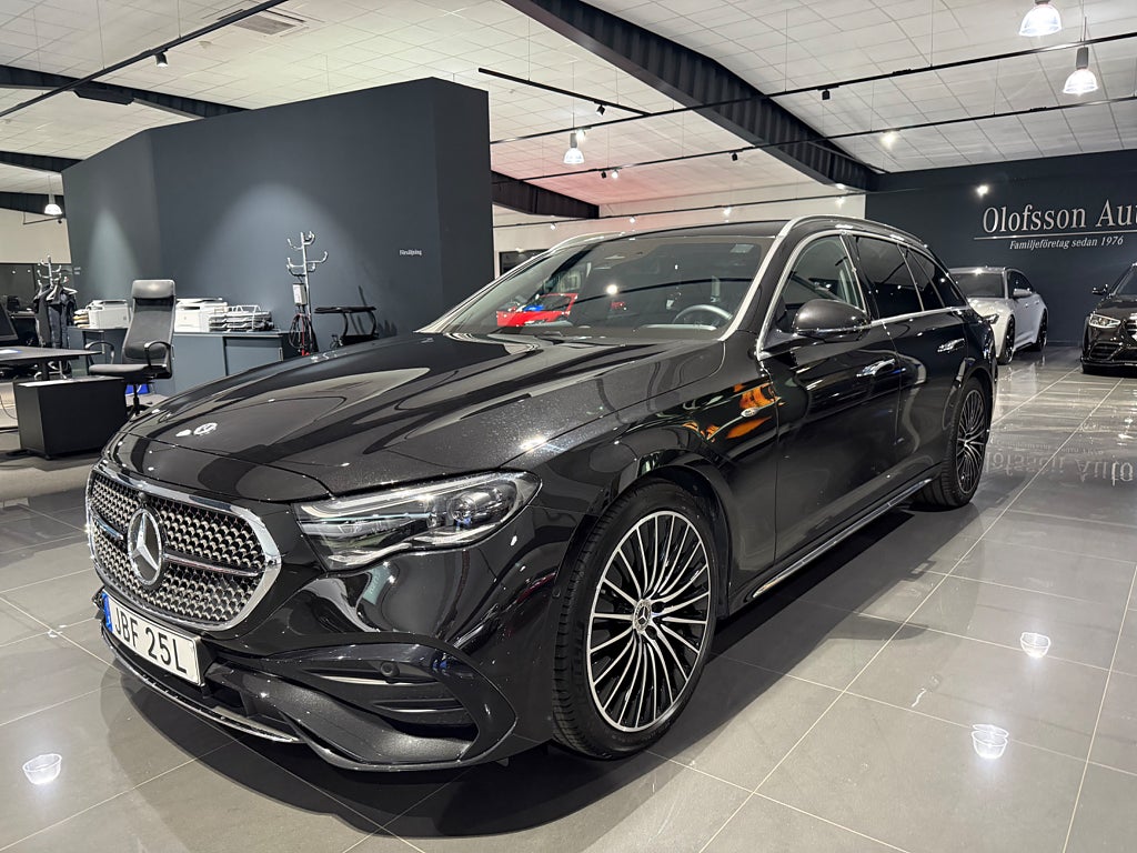 Mercedes-Benz E 300 e AMG Kombi Superscreen Läder 20tum - bild 18