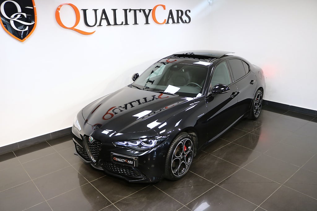 Alfa Romeo Giulia 2023 - miniatyr 19